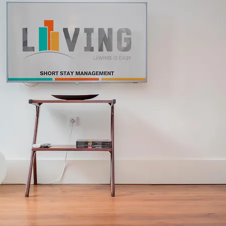 Liiiving In - Downtown & Riverside Balcony Apartament Porto