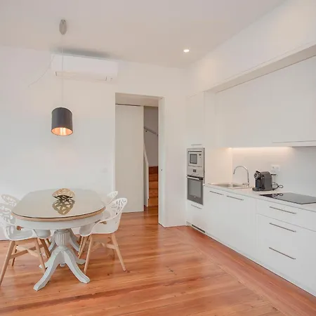 Liiiving In - Downtown & Riverside Balcony * Oporto