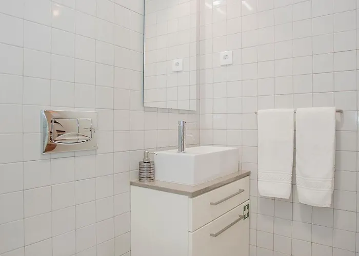 Liiiving In - Downtown & Riverside Balcony Appartement Oporto