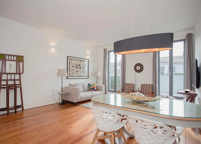 Liiiving In - Downtown & Riverside Balcony Appartement *