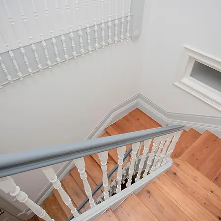 Liiiving In - Downtown & Riverside Balcony * פורטו